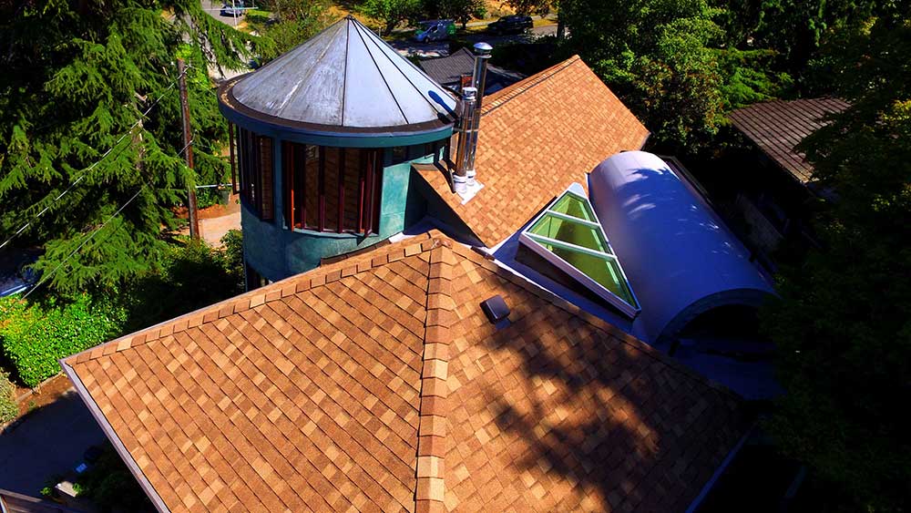 The Fauntleroy Roof: CertainTeed Landmark PRO shingles in Resawn Shake color