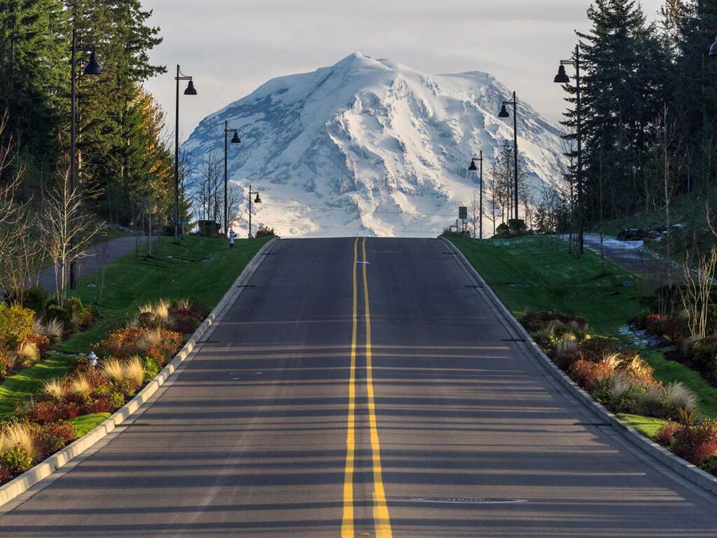 Beautiful view of Mt Rainier in Seattle in Washington State