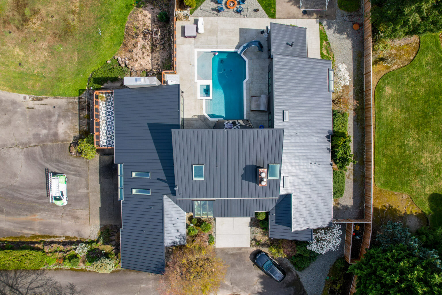 New Issaquah Metal Roof - Complete View Top of Roof