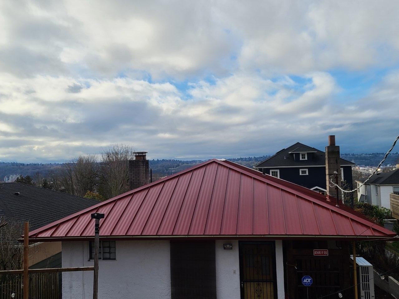 Metal Roof Replacement in Seattle, Washington