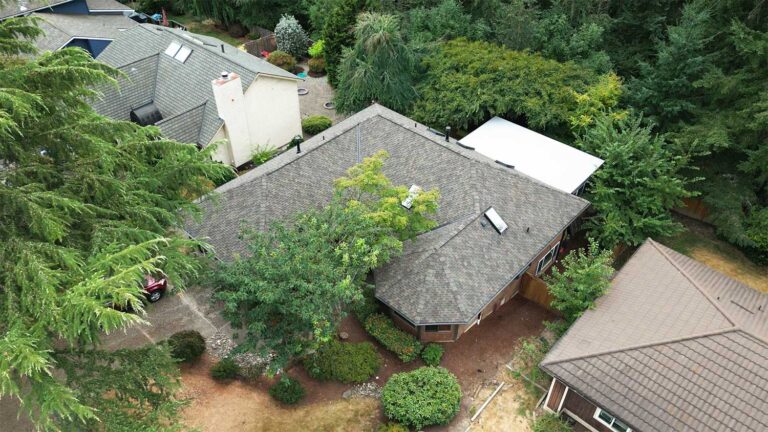 Composite Shingles Roof in Kirkland, Washington