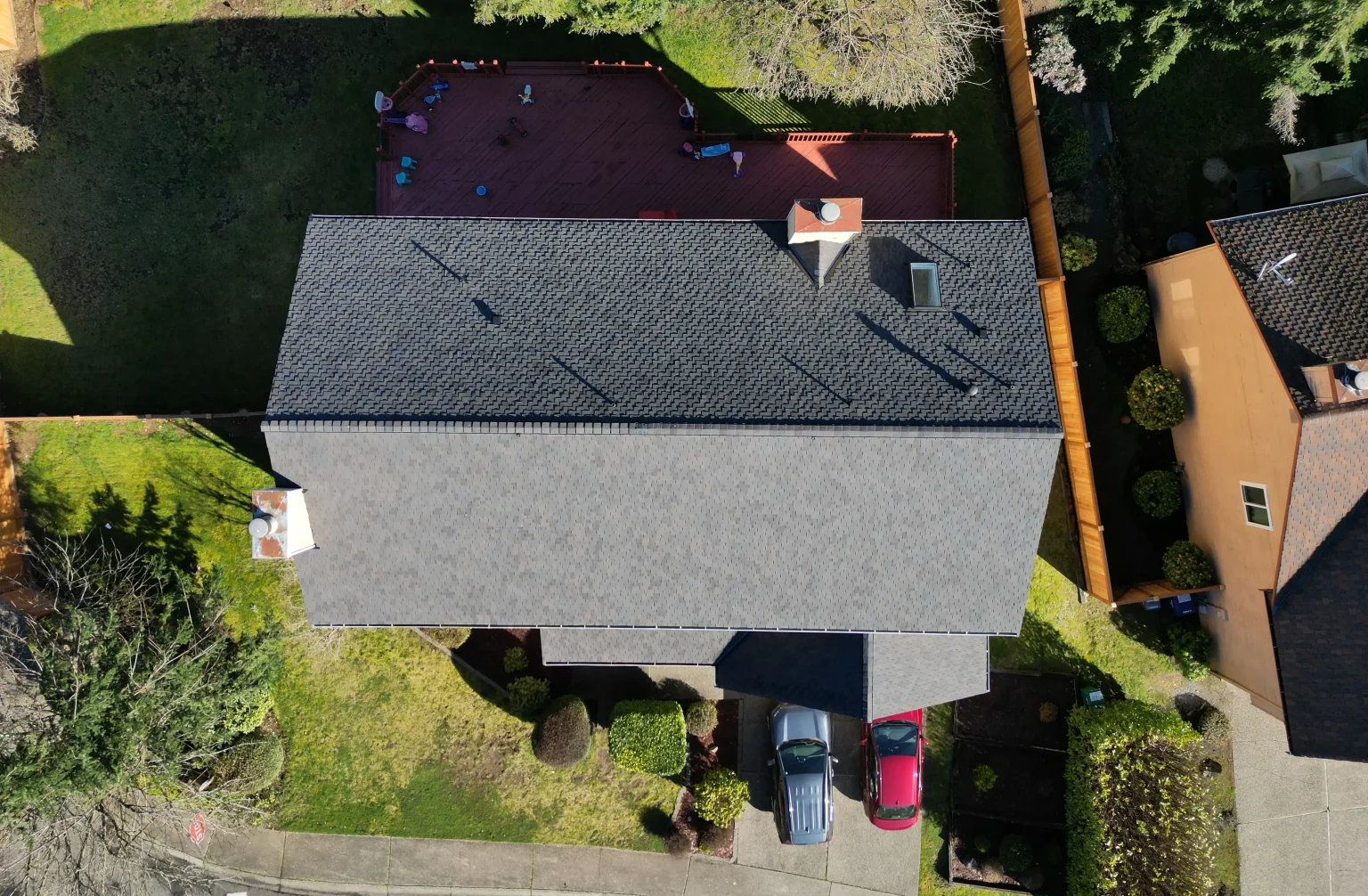 Overhead view of the CertainTeed composite asphalt shingle roof in Auburn, Washington.