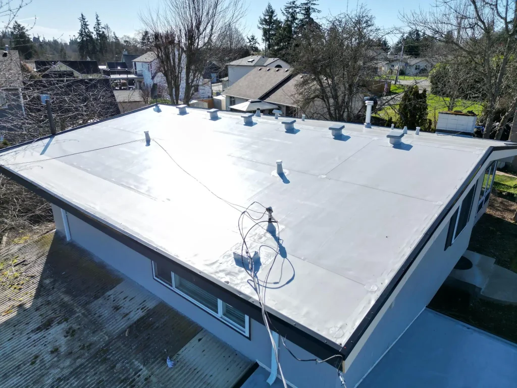 Flat Roof Replacement: Costs and Key Considerations for 2025