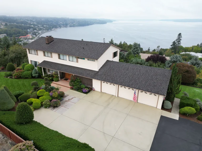New Composite Roof in Des Moines, Washington